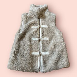 BKE Vest Womens Small Tan Cream Sherpa Fleece Casual Toggle Buttons